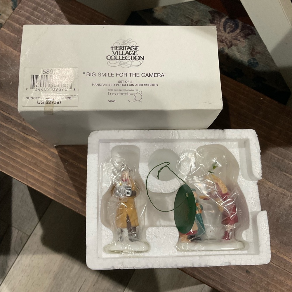 Big smile for the camera dept 56 set new